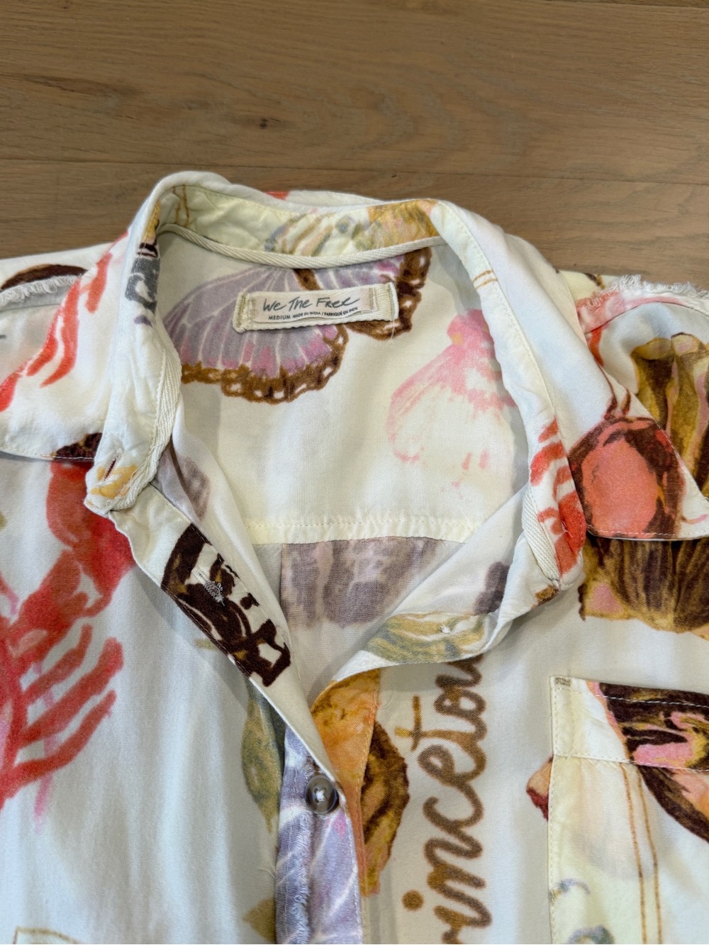 We The Free White Button-Front Shirt with Coral, Brown and Pastel Prints - Picture 4 of 4